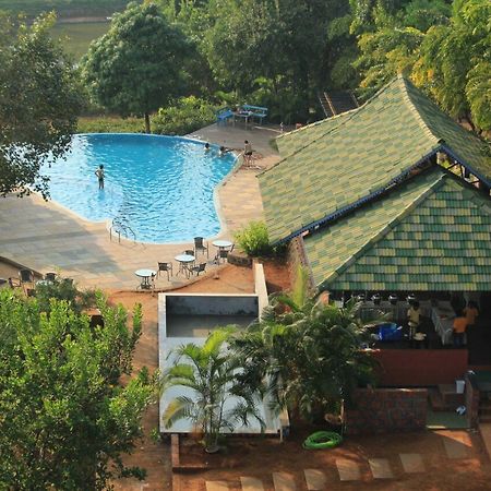 Cherilyn Monta Resort - Ratnagiri Vatul 外观 照片