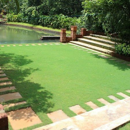 Cherilyn Monta Resort - Ratnagiri Vatul 外观 照片