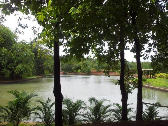 Cherilyn Monta Resort - Ratnagiri Vatul 外观 照片
