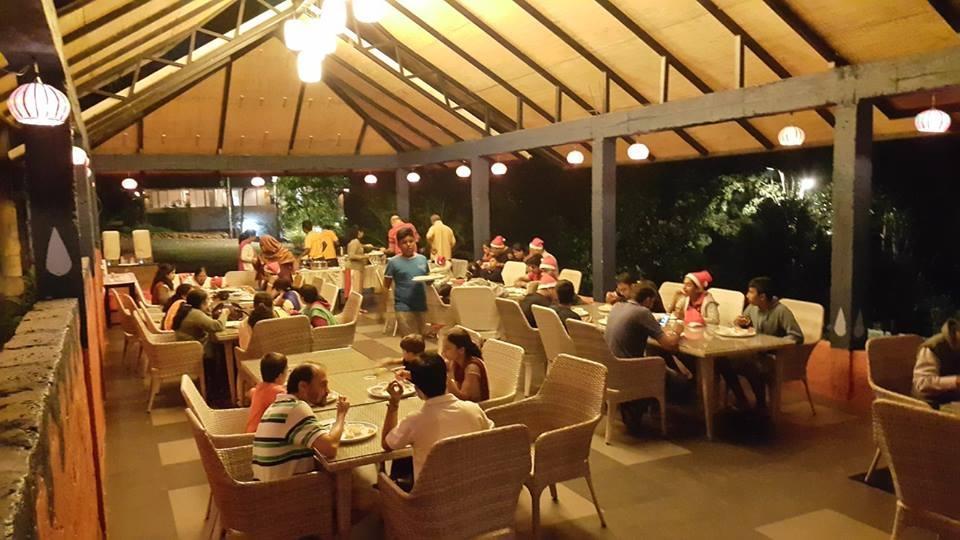 Cherilyn Monta Resort - Ratnagiri Vatul 外观 照片